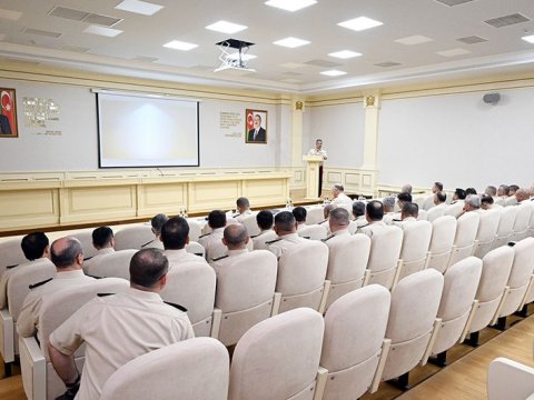 Zakir Həsənov yüksək rütbəli zabitləri topladı - Konkret tapşırıqlar verdi