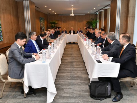 Azad edilmiş ərazilərdə nəqliyyat və rabitə infrastrukturu layihələri müzakirə edildi