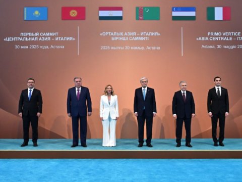 Meloni Mərkəzi Asiya liderlərini bir araya topladı&nbsp;