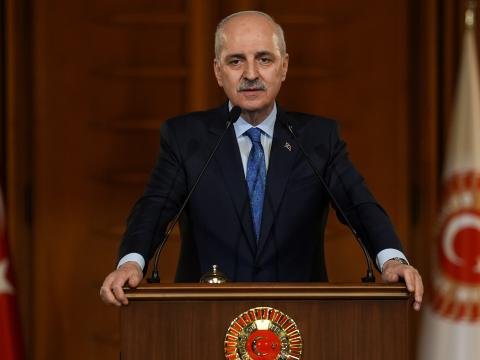 Yenidən spiker postuna namizəd oldu