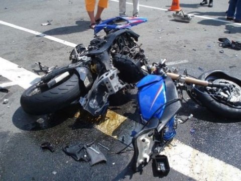 Zaqatalada maşınla motosiklet toqquşdü - Sürücü öldü