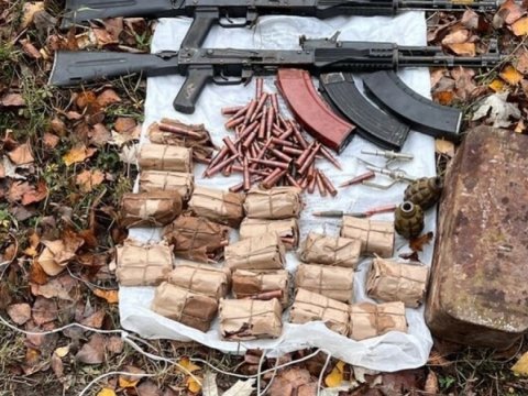 Abşeronda silah-sursat aşkarlandı