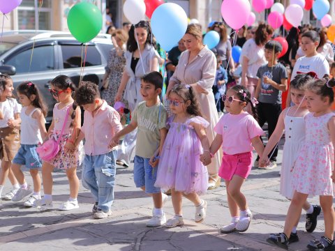 Naxçıvanda uşaqların yürüşü - FOTOLENT
