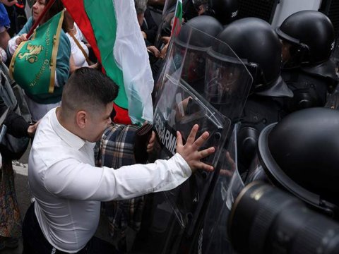 Bolqarlardan avronun tətbiqinə qarşı kütləvi etiraz