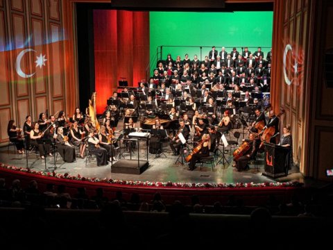 Türkiyədə Üzeyir Hacıbəyovun 140 illiyi münasibətilə KONSERT