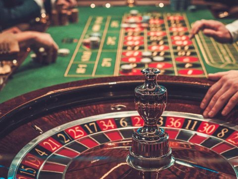Kazino biznesi: yalnız əyləncə deyil, həm də iqtisadi fürsətdir...
