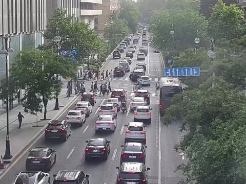 İş həftəsi tıxacla başladı