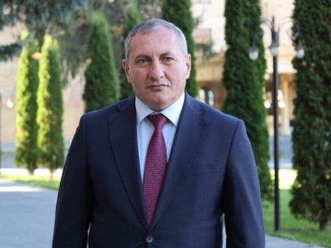 Ermənistanda qubernator istefa verdi