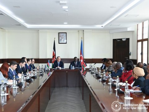 Ceyhun Bayramovun keniyalı həmkarı ilə geniş tərkibdə görüşü oldu