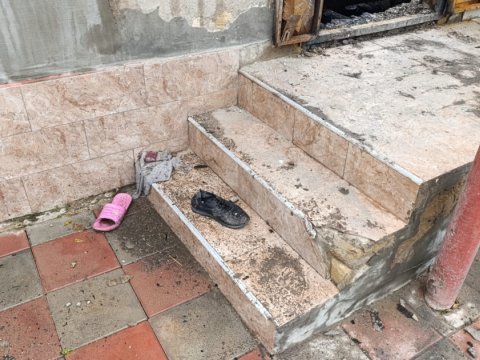 Bir ailənin 4 üzvünün yanaraq öldüyü evdən GÖRÜNTÜLƏR