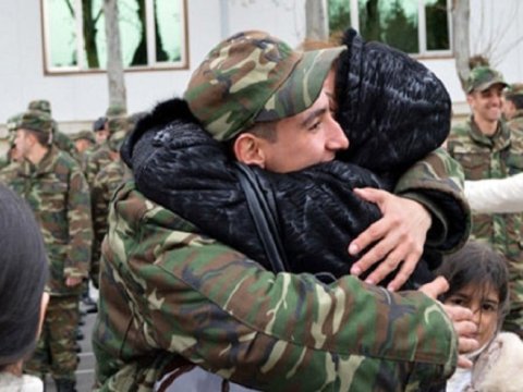 Əsgərlərlə görüşə&nbsp;QADAĞA qoyuldu