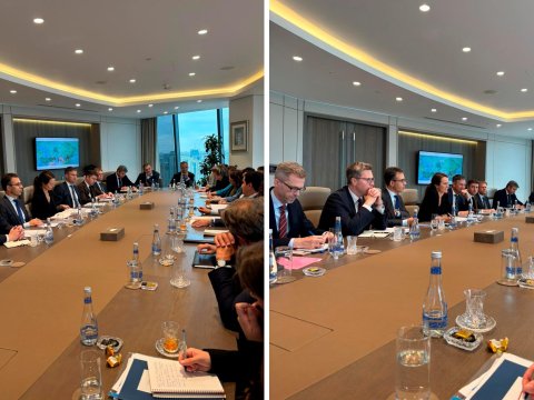 Hikmət Hacıyev bu ölkələrin nümayəndələri ilə görüşdü