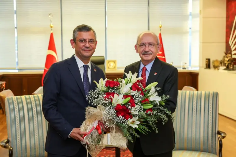 Kılıçdaroğlunun CHP sədrliyinə qayıdışı GÜNDƏMDƏDİR