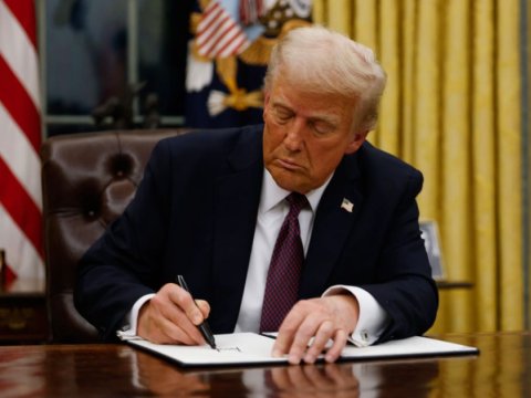 Tramp 12 ölkədən vətəndaşların ABŞ-a girişini&nbsp;qadağan etdi - SİYAHI