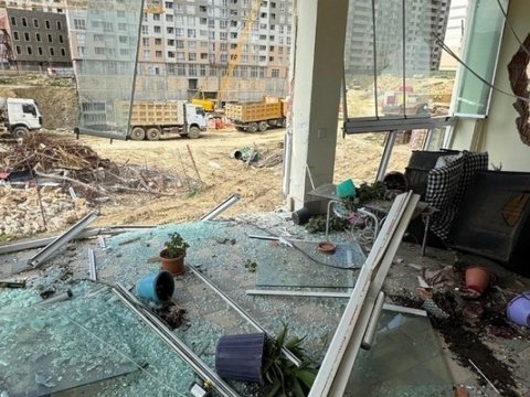 "Melissa Group"un vətəndaşın başına uçurduğu ev SÖKÜLÜR