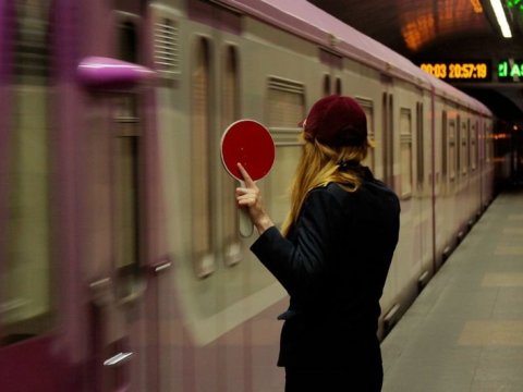 Bakı metrosunda yubanma - Səbəb AÇIQLANDI