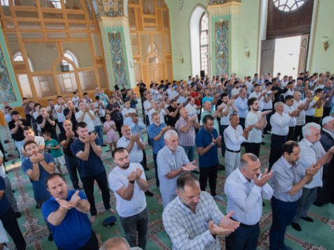 Azərbaycanda bayram namazı QILINDI