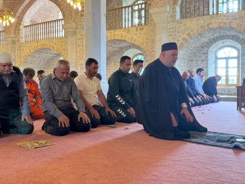 Şuşada bayram namazı qılınıb