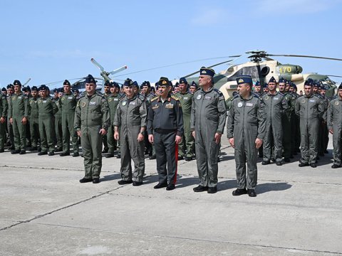 Zakir Həsənov şəxsi heyətlə görüşdü - FOTO