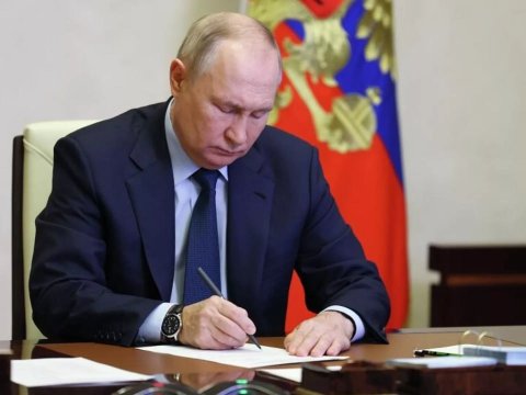 Rusiyada azyaşlılara enerji içkiləri satılmayacaq -&nbsp;Putin İMZALADI