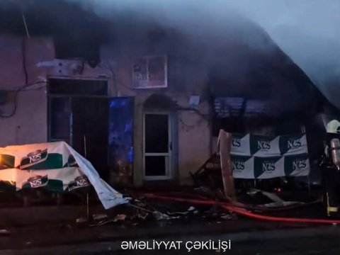 Sabunçu bazarında yanğın - VİDEO