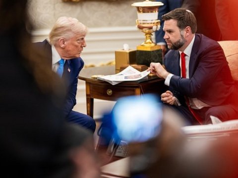 Vens artıq&nbsp;Maskı tənqid etməyəcək -&nbsp;Tramp YASAQLADI