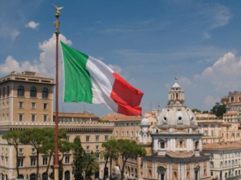 İtaliyada referendum keçirilir