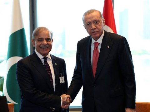 Ərdoğan Şəriflə regional məsələlərdən danışdı