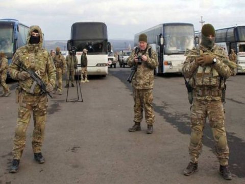 Rusiya əsir mübadiləsinin şərtlərini diktə etməyə çalışır