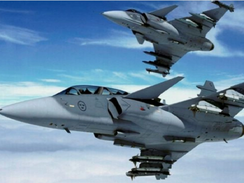 “Azərbaycanda qırıcıların sayı Ermənistandan 10 dəfə çoxdur” - “Forbes”