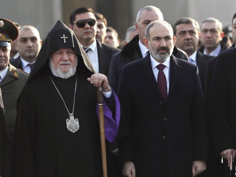 II Qaregin istefa verməlidir! - Paşinyan&nbsp;katalikosa ÇAĞIRIŞ ETDİ