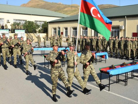 İyulun 1-də bu şəxslər əsgərliyə aparılacaq - SİYAHI