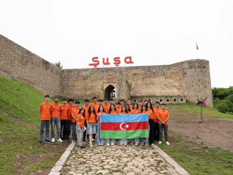 Şəhid övladları Şuşa və Xankəndidə - FOTO