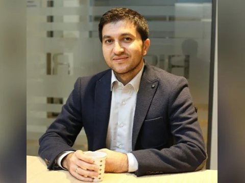 Psixoterapevt müalicəyə gələn qızıma kobud davranıb - Bloger