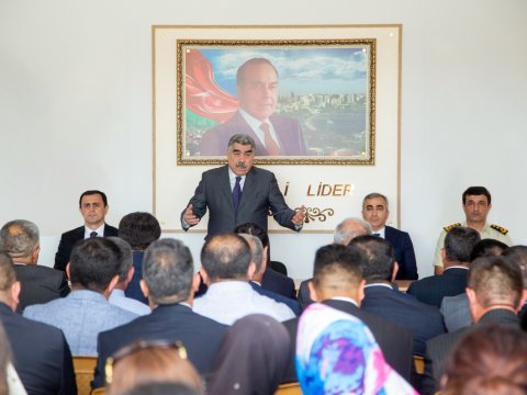 İcra başçısının sakinlərlə səyyar görüşləri davam edir