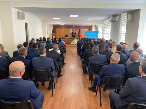 Eldar Əzizov müşavirə keçirdi, tapşırıqlar verdi - FOTO