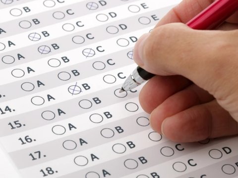 13 nəfər qəbul imtahanından xaric olundu