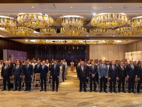 Jurnalistlər mükafatlandırılıb 