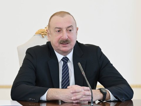 Prezident iclas iştirakçılarına müraciət etdi