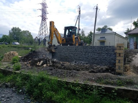Qəbələdə qanunsuz tikili söküldü -&nbsp;VİDEO