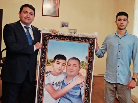Milli Qəhrəmanın oğlu məzun oldu&nbsp;- FOTO