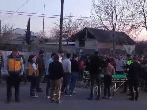 38 yaşlı piyadanı maşın vurub ÖLDÜRDÜ