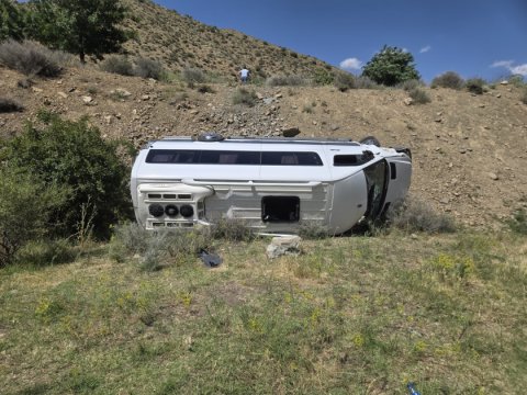 Naxçıvanda avtobus aşdı - 4 nəfər yaralandı