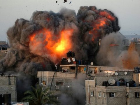 İrandakı ölü sayı 230-a çatır