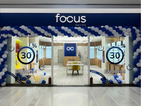 focus optika 28 Mall-da yeni filialını açar-açmaz diqqətləri üzərinə cəlb etdi!