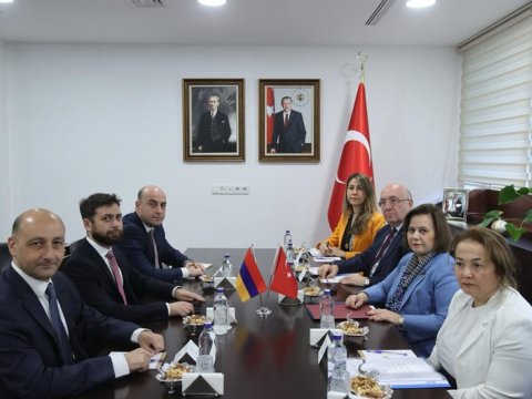 Türkiyə və Ermənistan nazir müavinləri görüşdü
