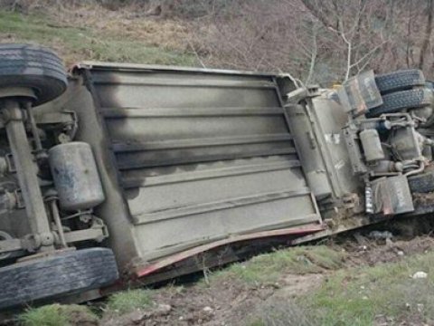 Zaqatalada faciə: 5 yaşlı uşaq "Kamaz"ın altında qaldı