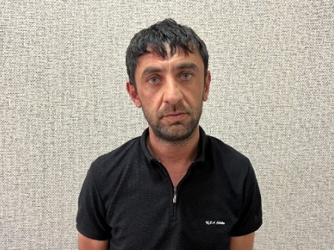 Narkokuryerdən silah götürüldü&nbsp;- VİDEO