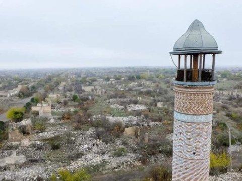 Ağdam yenidən dirilir...