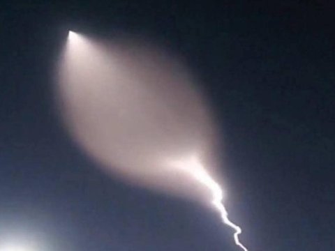 İran İsrailə ilk dəfə bu raketdən atdı